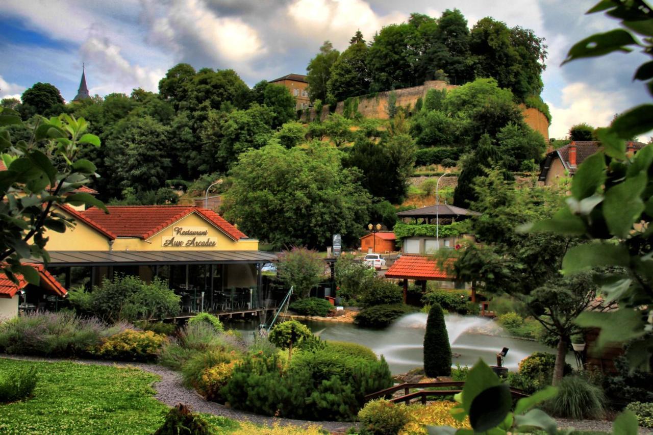Hotel Aster Restaurant Aux Arcades Briey Екстериор снимка