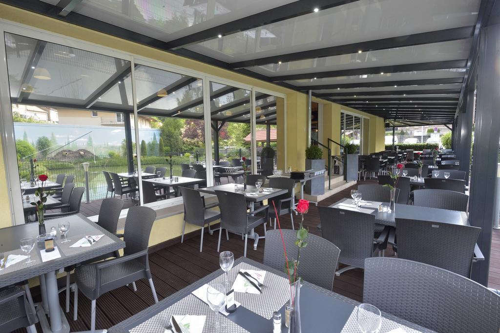 Hotel Aster Restaurant Aux Arcades Briey Екстериор снимка